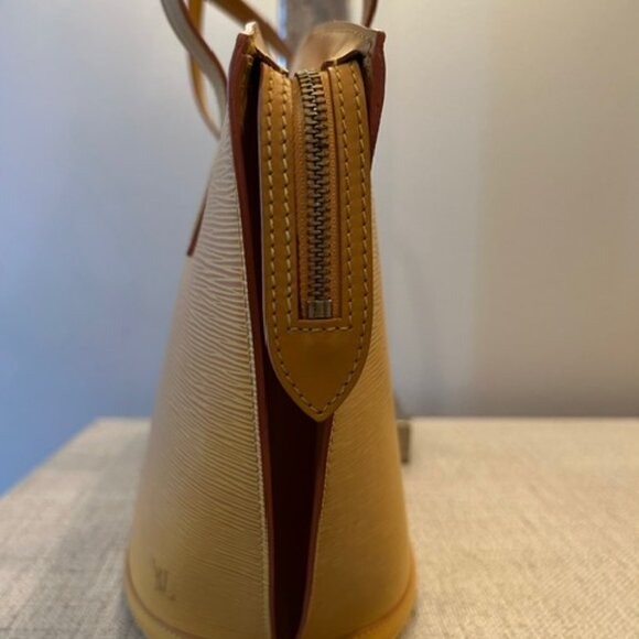 Louis Vuitton Yellow Epi Saint Jacques GM + Matching LV Wallet - Picture 8 of 16